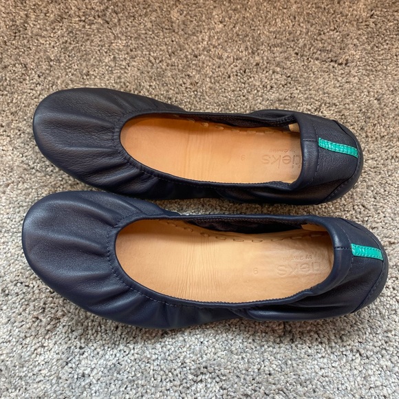 California Navy Tieks - Picture 2 of 6